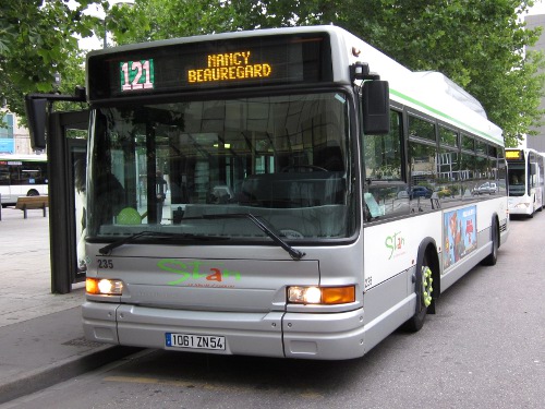Réseau urbain Heuliez Bus GX317 GNV Cursor : BZ-438-TF