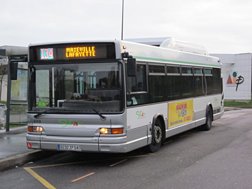 Réseau urbain Heuliez Bus GX317 GNV Cursor : BY-047-LP