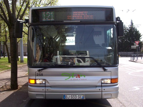Réseau urbain Heuliez Bus GX317 GNV Cursor : BJ-933-SE
