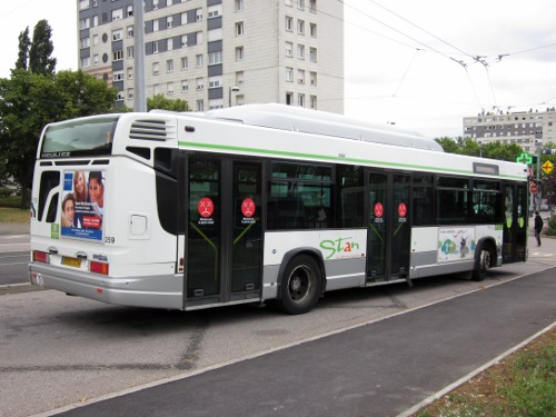 Réseau urbain Heuliez Bus GX317 GNV Cursor : BZ-851-TF