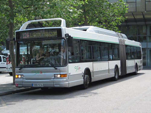 Réseau urbain Heuliez Bus GX417 GNV : 5906 YE 54