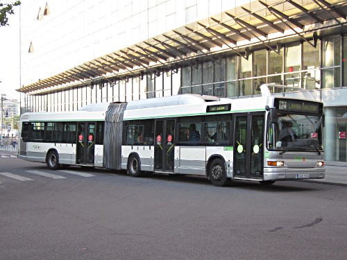 Réseau urbain Heuliez Bus GX417 GNV : 7420 YE 54