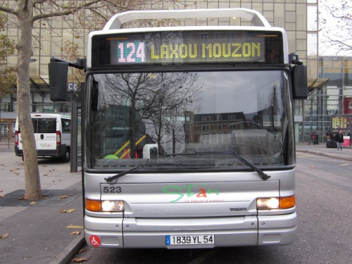 Réseau urbain Heuliez Bus GX417 GNV : 1839 YL 54 Réseau urbain Heuliez Bus GX417 GNV : 1839 YL 54