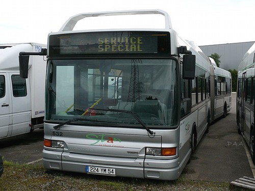 Réseau urbain Heuliez Bus GX417 GNV : 224 YM 54