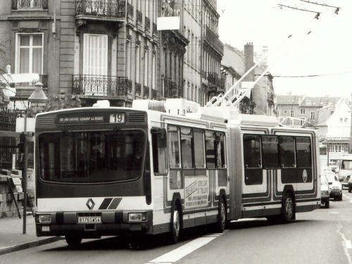 Réseau urbain Renault PER 180H (Oerlikon) : 8176 SW 54