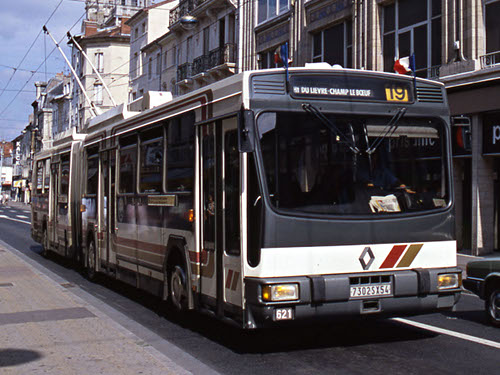 Réseau urbain Renault PER 180H (Oerlikon) : 7302 SX 54